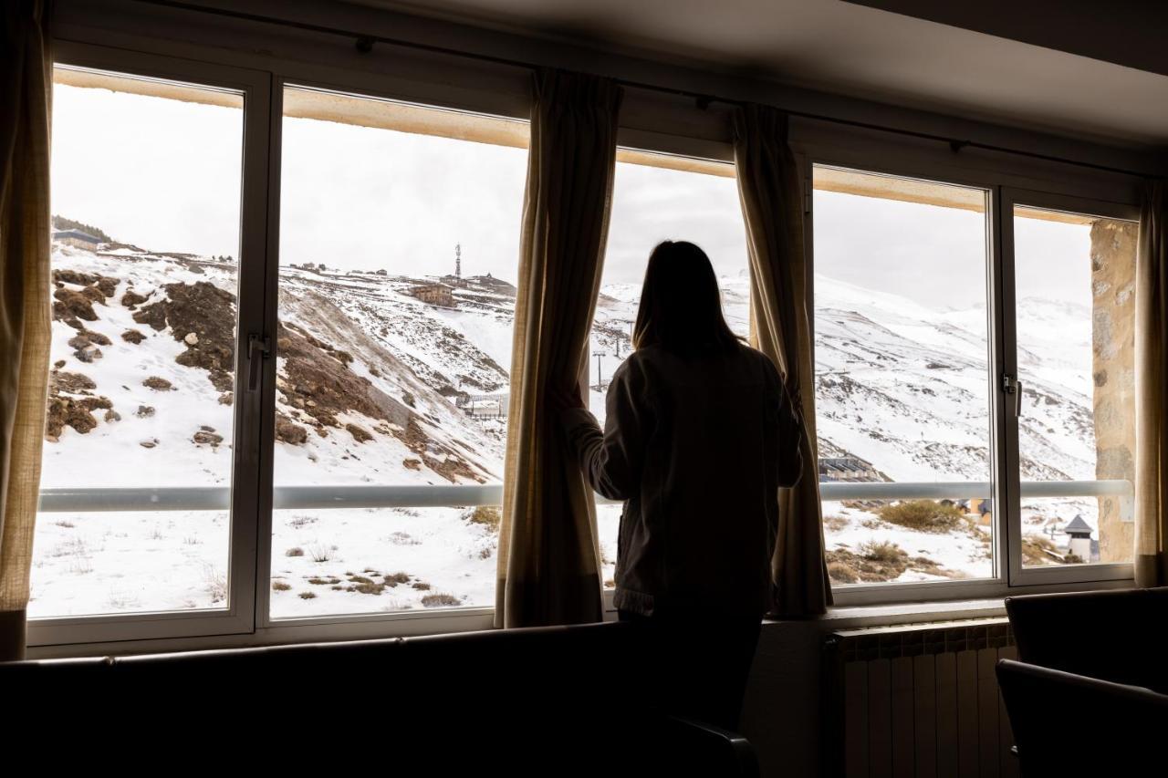 Albergue Inturjoven Сьєрра-Невада Екстер'єр фото