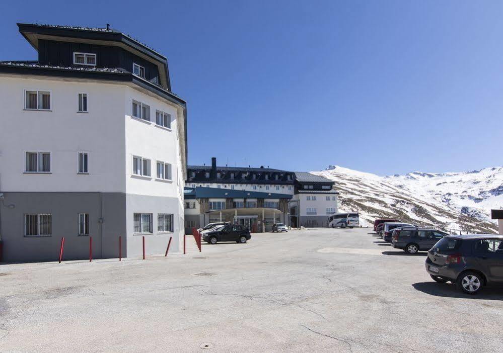 Albergue Inturjoven Сьєрра-Невада Екстер'єр фото
